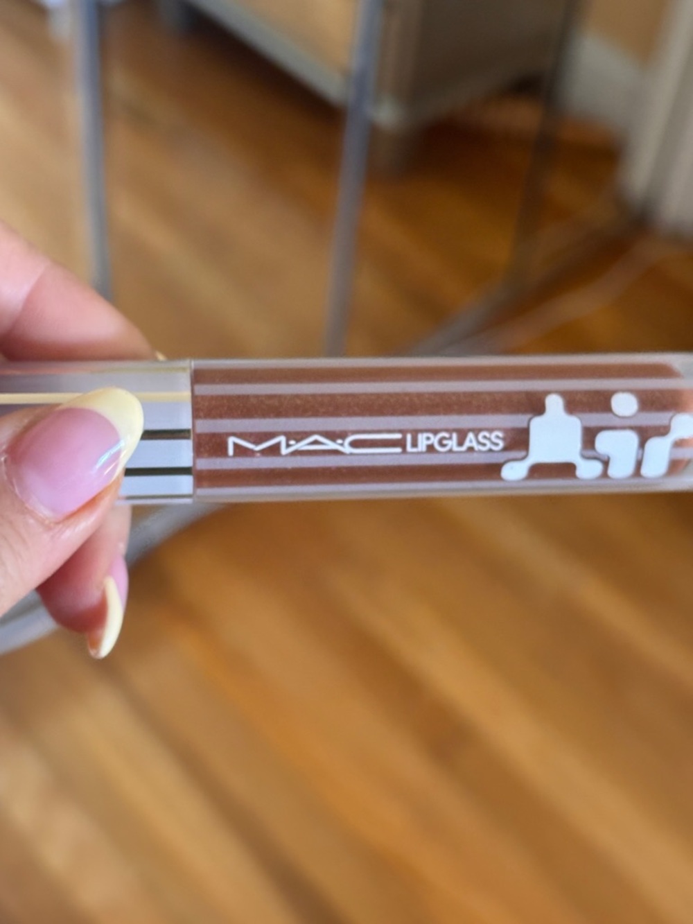 NEW!! MAC Cosmetics Lipglass Lip Gloss - Warm Brown Shine in “Space Champagne “ - Picture 3 of 4